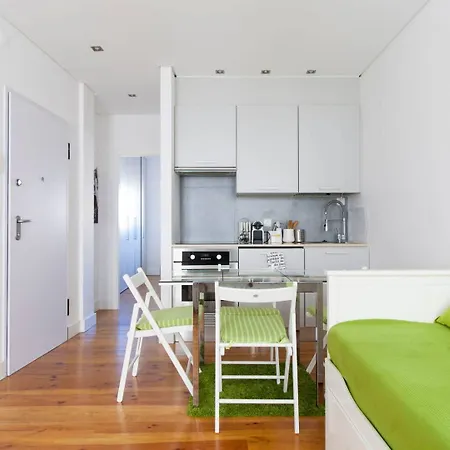 Alfama For Four By Altido *